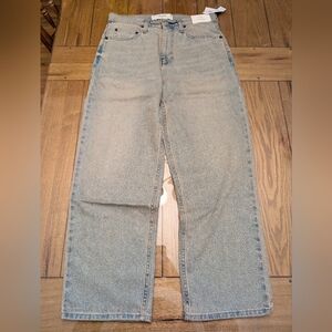 Men's Hollister Baggy Stretch Wide Fit through Leg Size 29x30 NWT